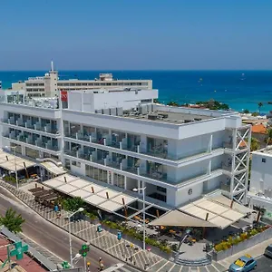 Hotell Plaza ***